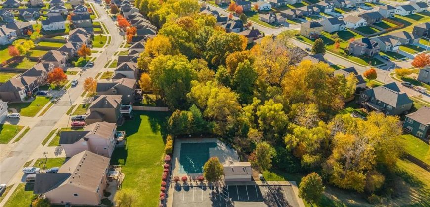 Homes for Sale in Kansas City, MO 64154 | 3925 NW 95th Terrace