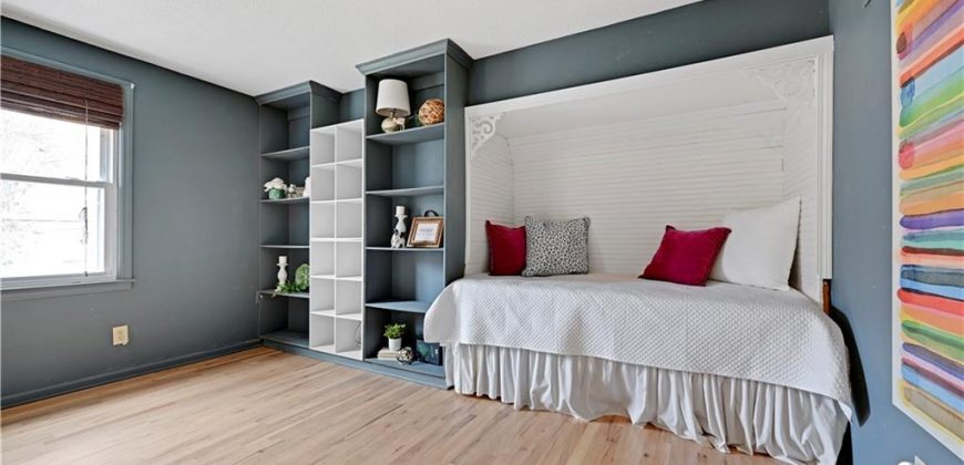 Homes for Sale in Kansas City, MO 64118 | 1406 NE 52nd Terrace