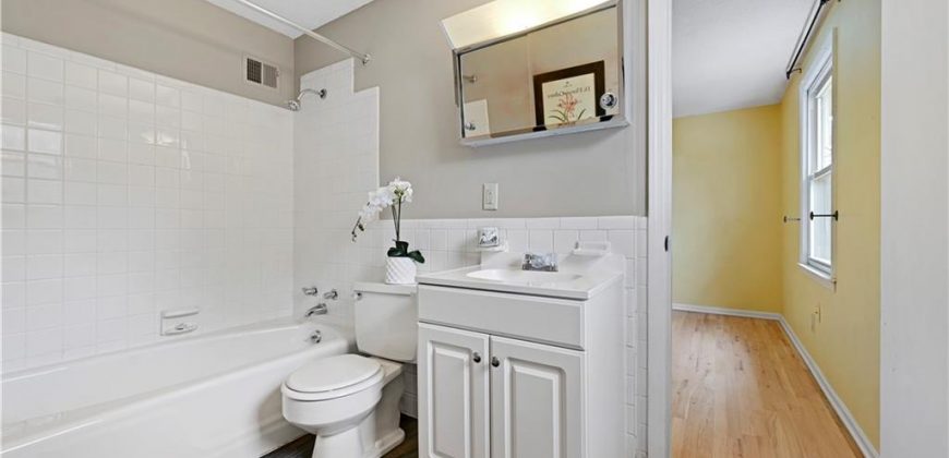 Homes for Sale in Kansas City, MO 64118 | 1406 NE 52nd Terrace