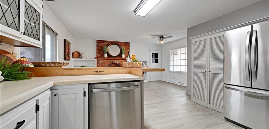 Homes for Sale in Kansas City, MO 64118 | 1406 NE 52nd Terrace