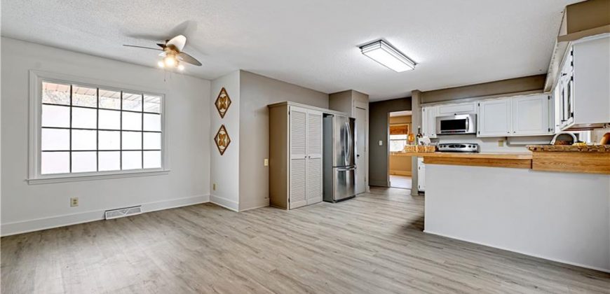 Homes for Sale in Kansas City, MO 64118 | 1406 NE 52nd Terrace