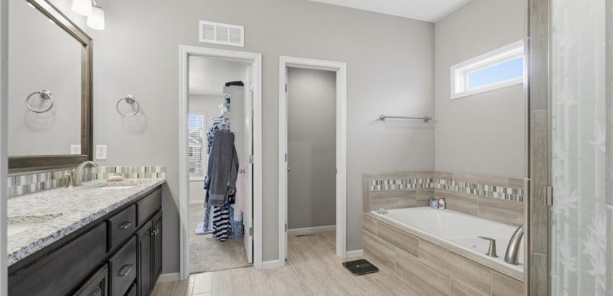 Homes for Sale in Kansas City, MO 64155 | 2410 NE 111th Terrace