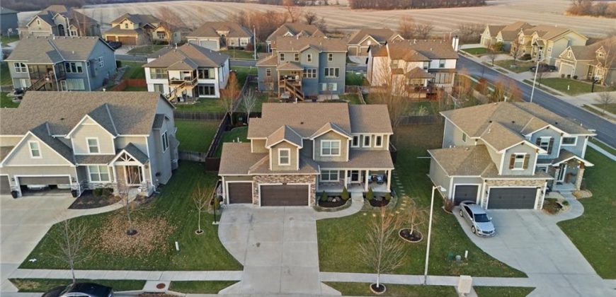 Homes for Sale in Kansas City, MO 64155 | 2410 NE 111th Terrace