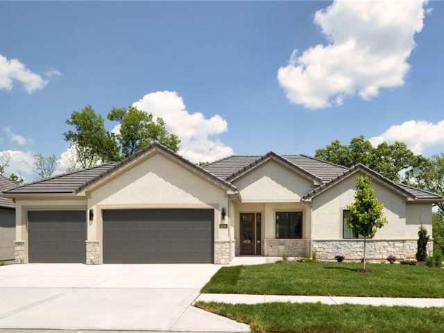 Homes for Sale in Parkville, MO 64152 | 8200  Westlake Drive