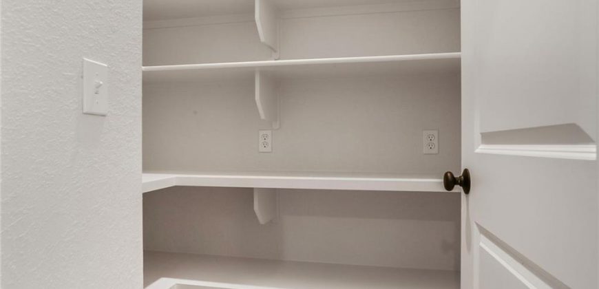 Homes for Sale in Parkville, MO 64152 | 7050 NW Yulich Court