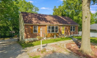 Homes for Sale in Kansas City, MO 64152 | 6607  QUAIL RUN Drive