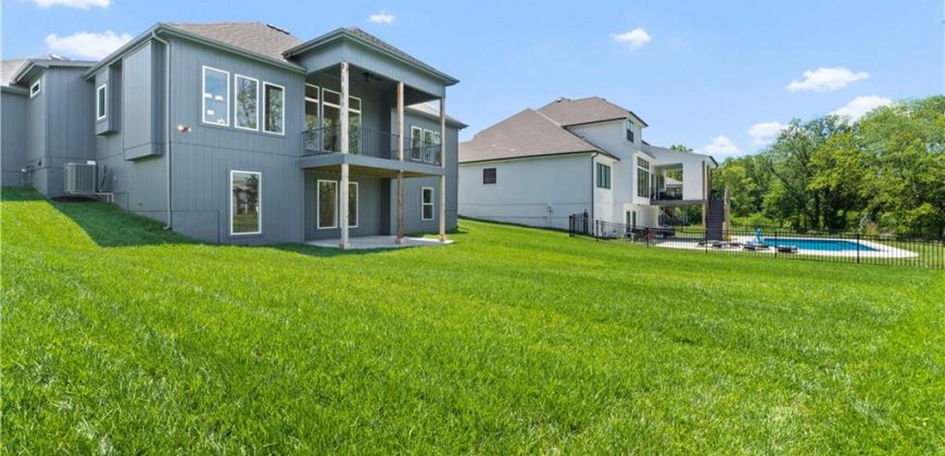 Homes for Sale in Kansas City, MO 64157 | 10332 N Potter Avenue