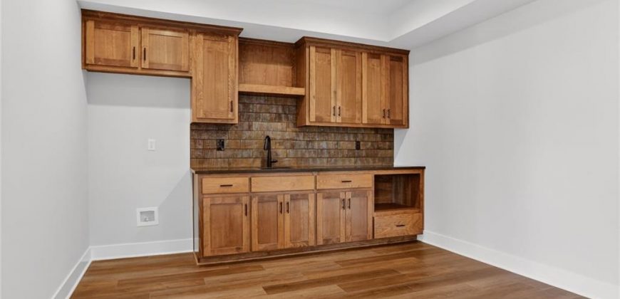 Homes for Sale in Parkville, MO 64152 | 7060 NW Yulich Court