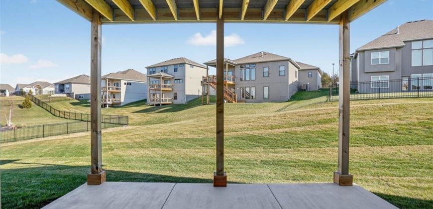 Homes for Sale in Parkville, MO 64152 | 7060 NW Yulich Court