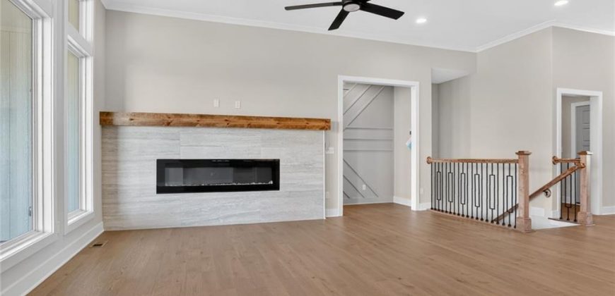 Homes for Sale in Parkville, MO 64152 | 7060 NW Yulich Court