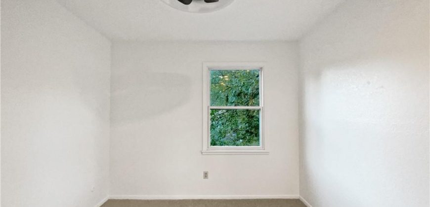 Homes for Sale in Kansas City, MO 64152 | 7518  76th Place