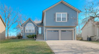 Homes for Sale in Kansas City, MO 64157 | 11215 N Lewis Avenue