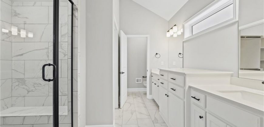 Homes for Sale in Kansas City, MO 64154 | 9337 N Belton Avenue