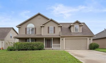 Homes for Sale in Kansas City, MO 64155 | 1812 NW 92nd Terrace