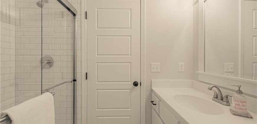 Homes for Sale in Kansas City, MO 64156 | 4818 NE 105th Street