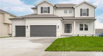 Homes for Sale in Kansas City, MO 64156 | 11821 N Wheeling Avenue