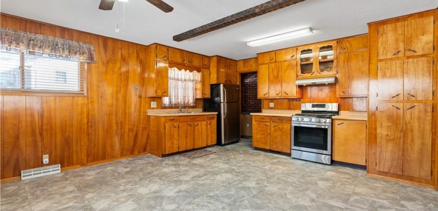 Homes for Sale in Pleasant Valley, MO 64068 | 7019 N Elm Street