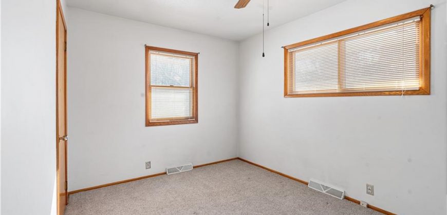 Homes for Sale in Pleasant Valley, MO 64068 | 7019 N Elm Street