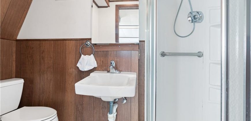 Homes for Sale in Pleasant Valley, MO 64068 | 7019 N Elm Street