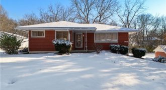 Homes for Sale in Pleasant Valley, MO 64068 | 7019 N Elm Street