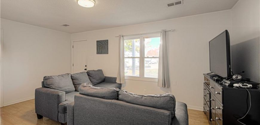 Homes for Sale in Gladstone, MO 64118 | 609 NE 76th Terrace