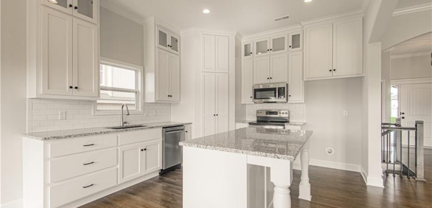 Homes for Sale in Kansas City, MO 64157 | 9810 N Laurel Avenue