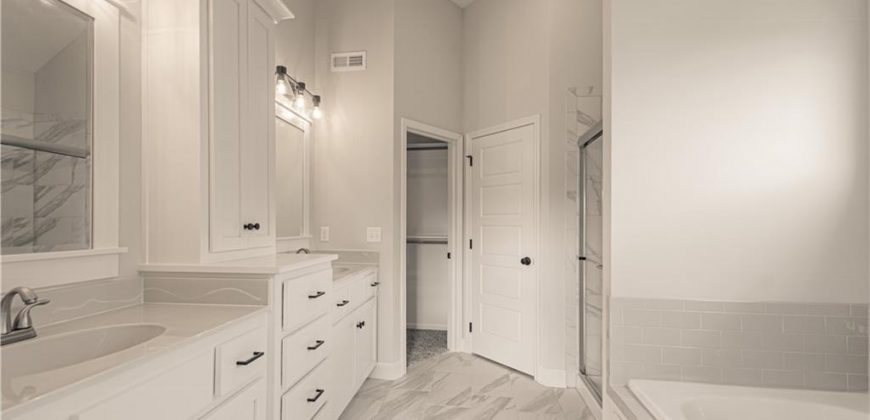 Homes for Sale in Kansas City, MO 64157 | 9810 N Laurel Avenue