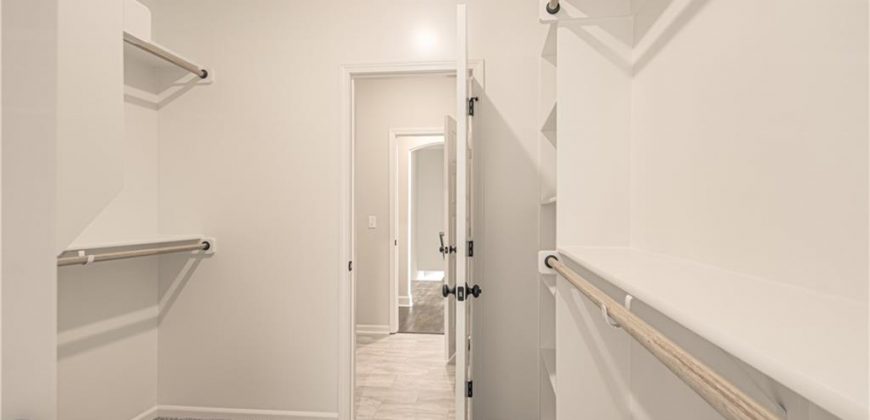 Homes for Sale in Kansas City, MO 64157 | 9810 N Laurel Avenue