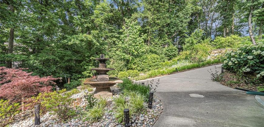 Homes for Sale in Kansas City, MO 64152 | 6411  Muirfield Street