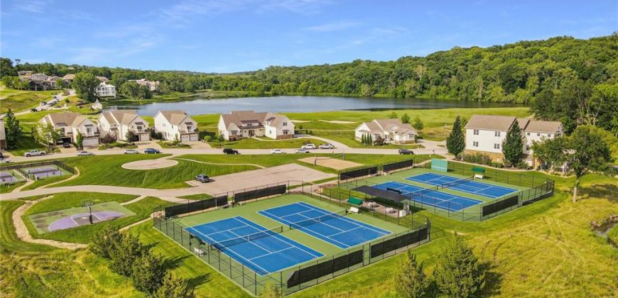 Homes for Sale in Kansas City, MO 64152 | 6411  Muirfield Street