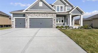 Homes for Sale in Kansas City, MO 64156 | 11031 N Bristol Avenue