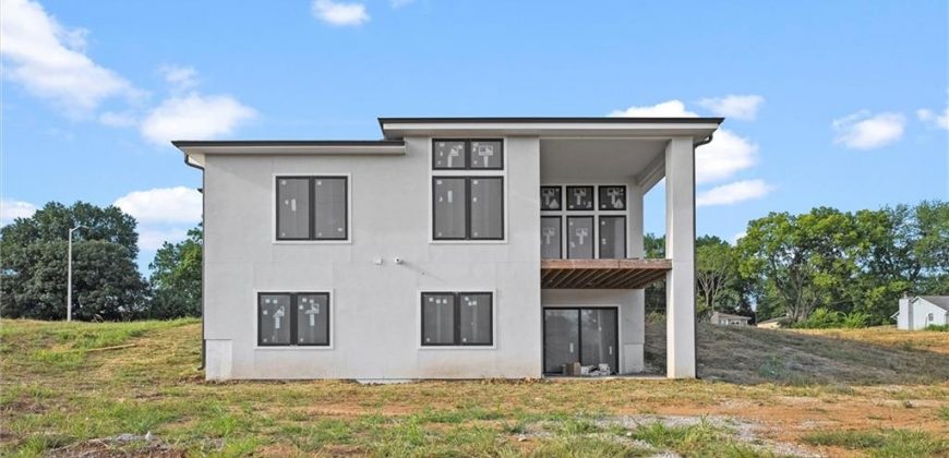 Homes for Sale in Kansas City, MO 64154 | 2611 NW 84th Terrace