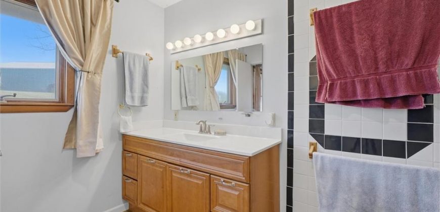 Homes for Sale in Holt, MO 64048 | 15806 NE 176th Street