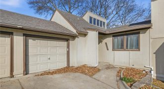 Homes for Sale in Kansas City, MO 64118 | 1032 NW 70TH Court