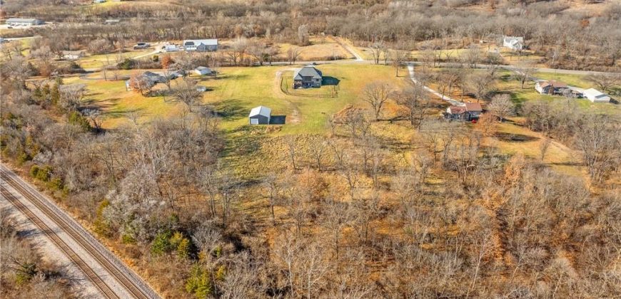 Homes for Sale in Liberty, MO 64068 | 925  County Road B