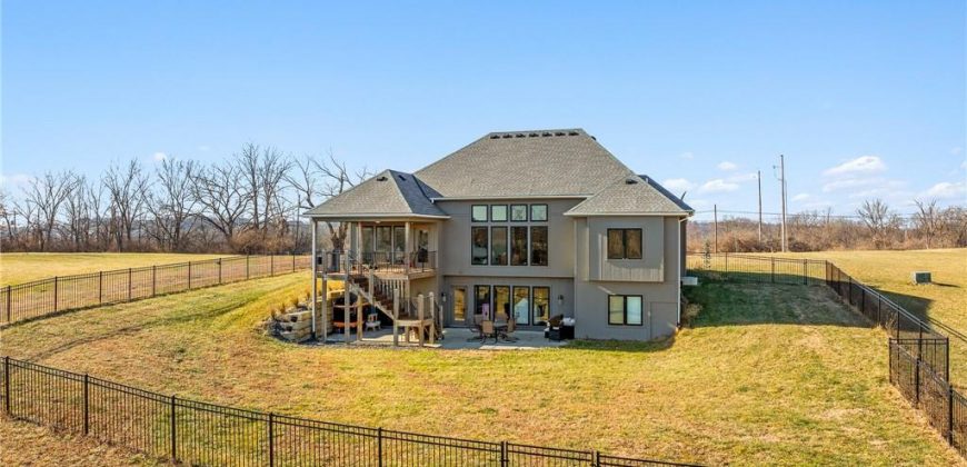 Homes for Sale in Liberty, MO 64068 | 925  County Road B