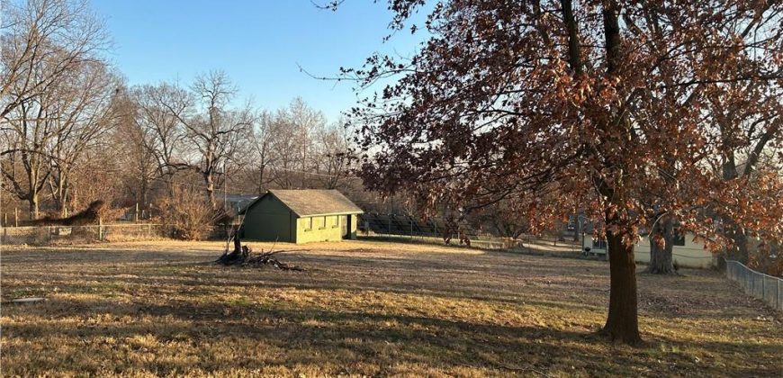 Homes for Sale in Kansas City, MO 64118 | 301  81st Street