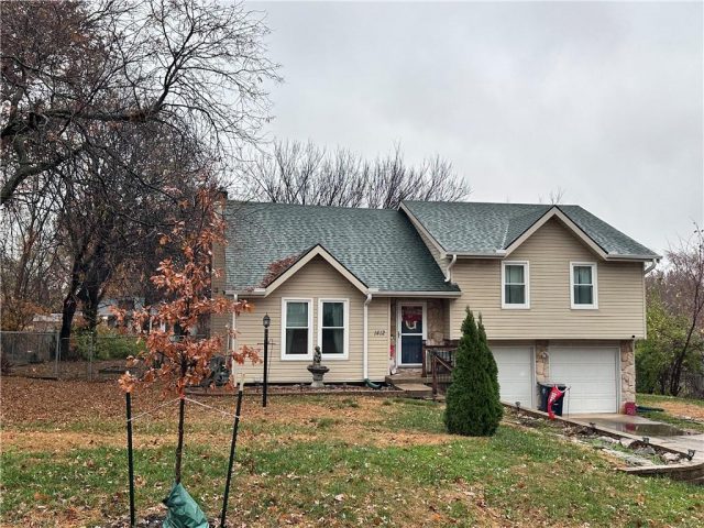 Homes for Sale in Kansas City, MO 64155 | 1412 NE 114th Terrace