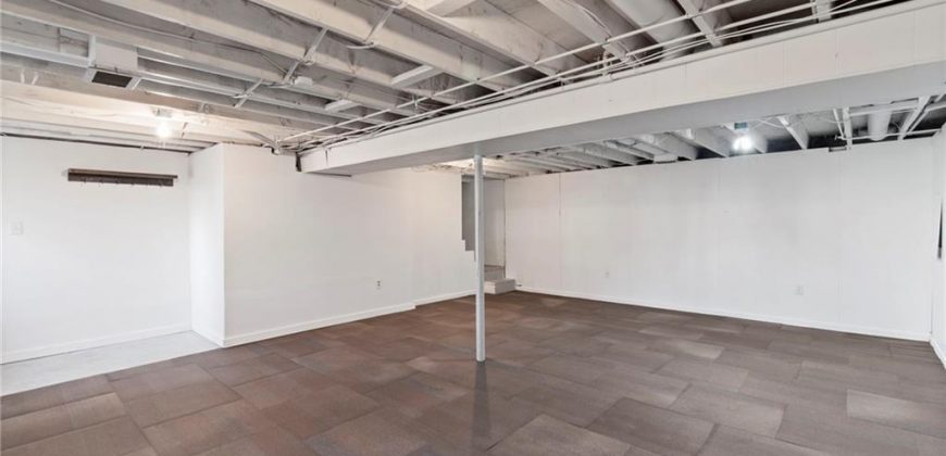 Homes for Sale in Kansas City, MO 64151 | 4402 NW 50th Street