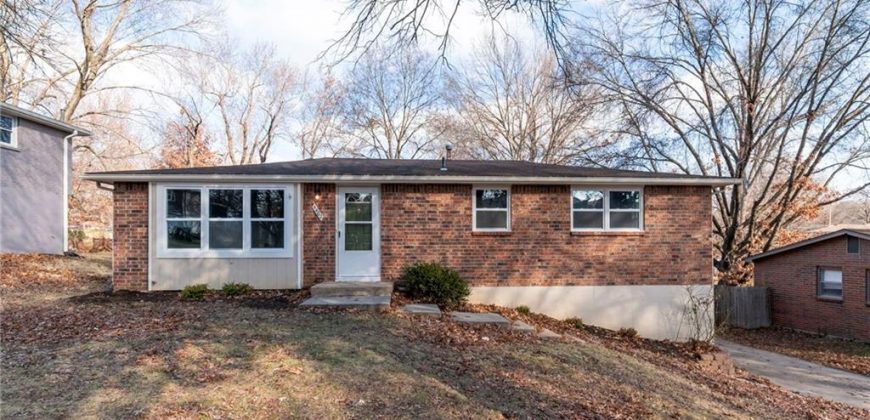 Homes for Sale in Kansas City, MO 64151 | 4402 NW 50th Street