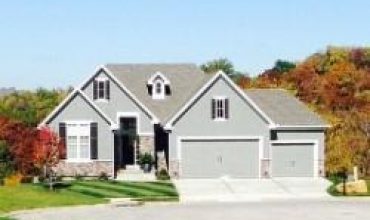 Homes for Sale in Parkville, MO 64152 | 6549 N Whitetail Way