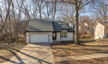 Homes for Sale in Kansas City, MO 64155 | 8528 N Virginia Avenue