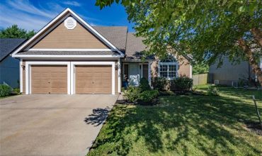 Homes for Sale in Kansas City, MO 64158 | 7503 N LEWIS Avenue