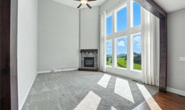 Homes for Sale in Kansas City, MO 64151 | 7611 N Adrian Avenue