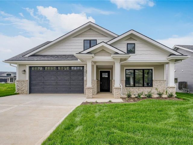 Homes for Sale in Liberty, MO 64068 | 1852  Vintage Lane