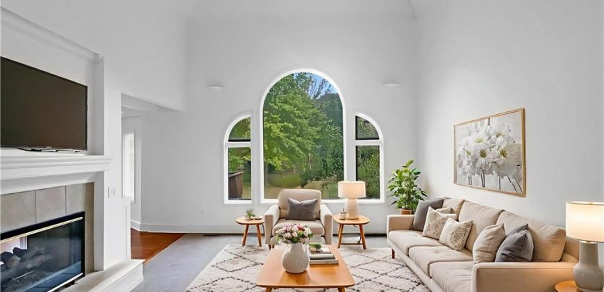 Homes for Sale in Kansas City, MO 64152 | 10105  River Hills Drive