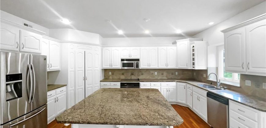 Homes for Sale in Kansas City, MO 64152 | 10105  River Hills Drive