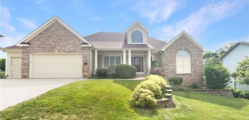 Homes for Sale in Kansas City, MO 64152 | 10105  River Hills Drive