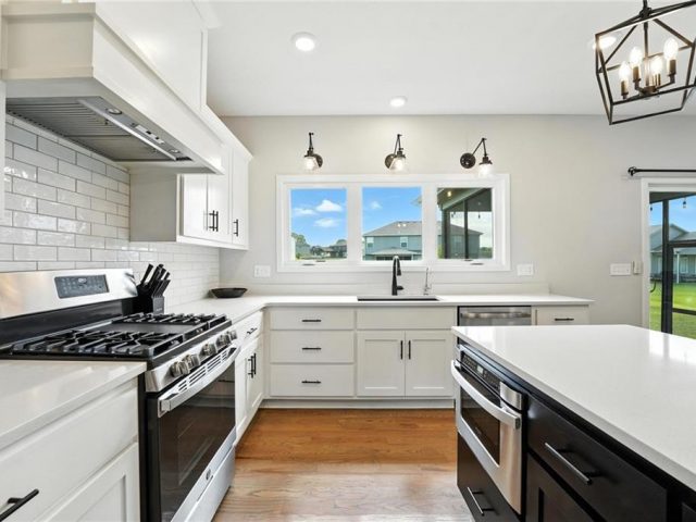 Homes for Sale in Kearney, MO 64060 | 11415  Orchard Drive