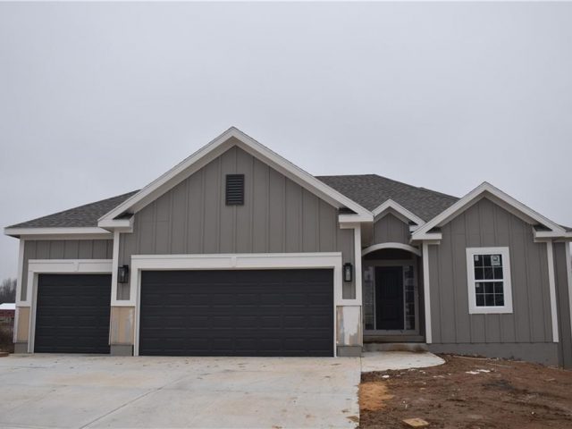 Homes for Sale in Liberty, MO 64068 | 1059  Fir Lane